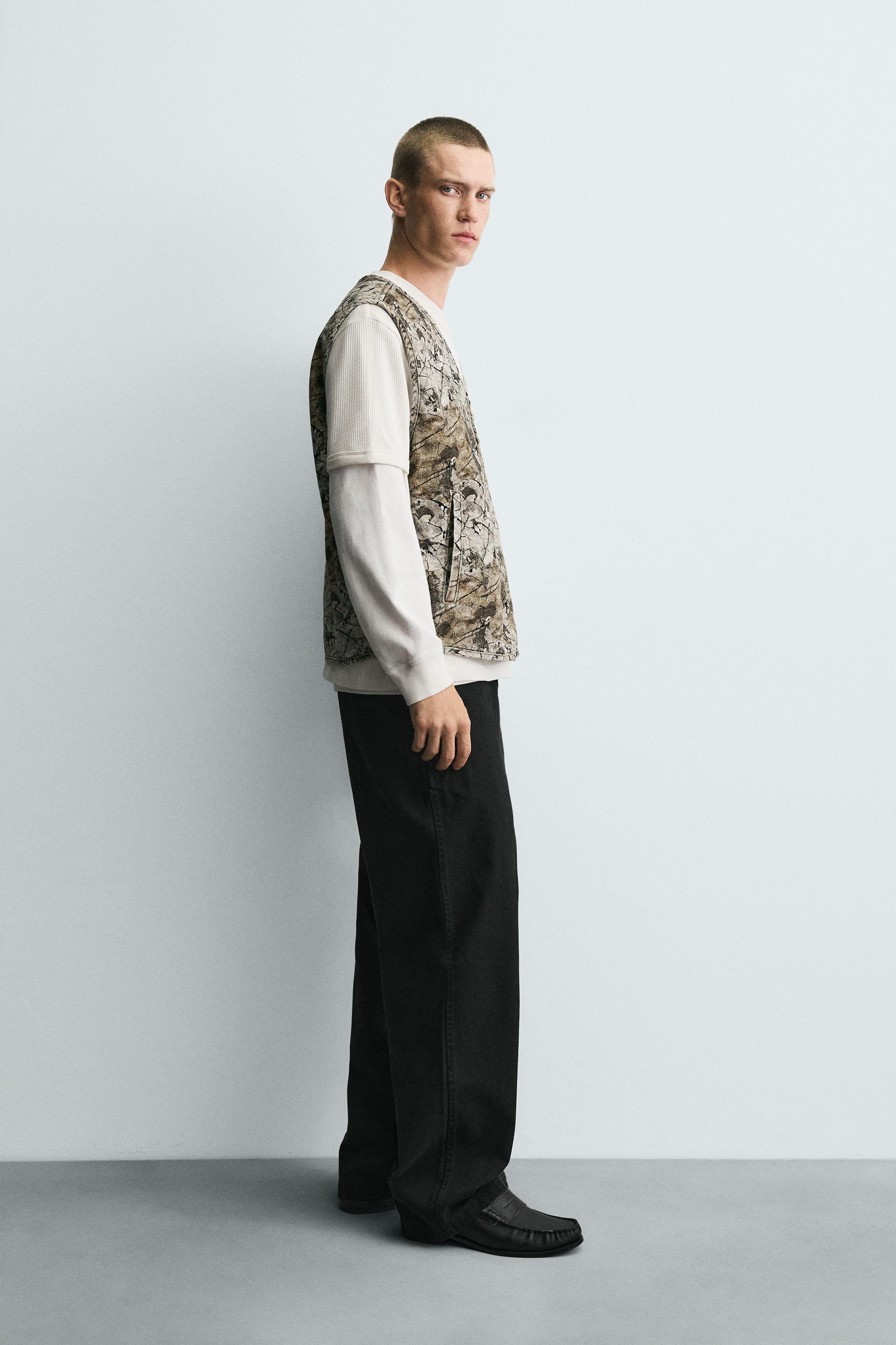 ABSTRACT PRINT QUILTED VEST